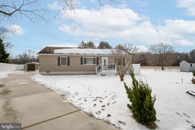 $350,000 | 31441 Hiawatha Blvd Extension, Dagsboro, DE 19939