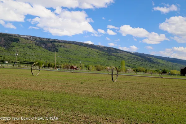 $475,000 | Tbd South Stateline Road, Driggs, ID 83422