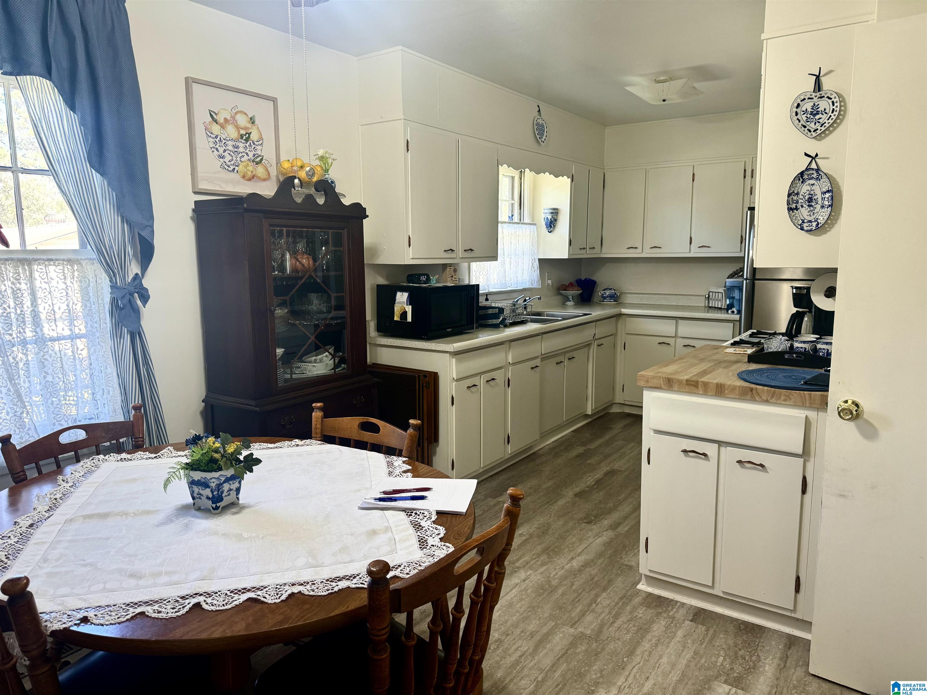 923 Nimitz Avenue Talladega, AL 35160 - Photo 6 of 35