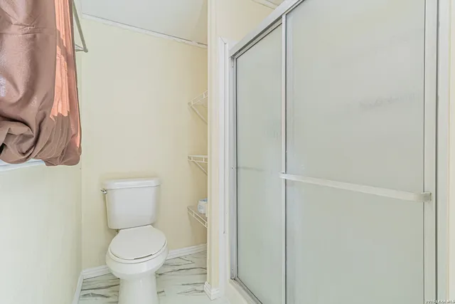 $264,900 | 18065 County Road 163, Elmendorf, TX 78112