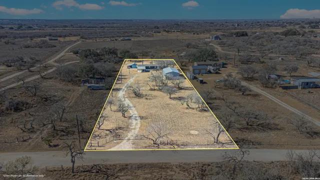 $264,900 | 18065 County Road 163, Elmendorf, TX 78112