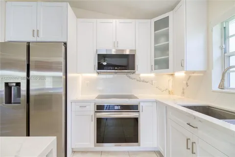 $599,900 | 17676 Southwest 6th Court, Pembroke Pines, FL 33029