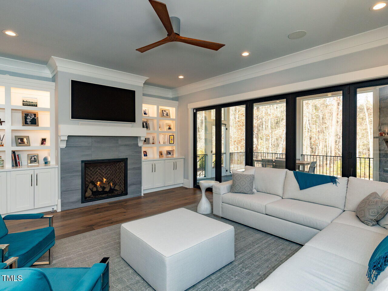 3416 Edgemont Drive Raleigh, NC 27612 - Photo 15 of 49 014-1280x960-family-room-with-fireplace