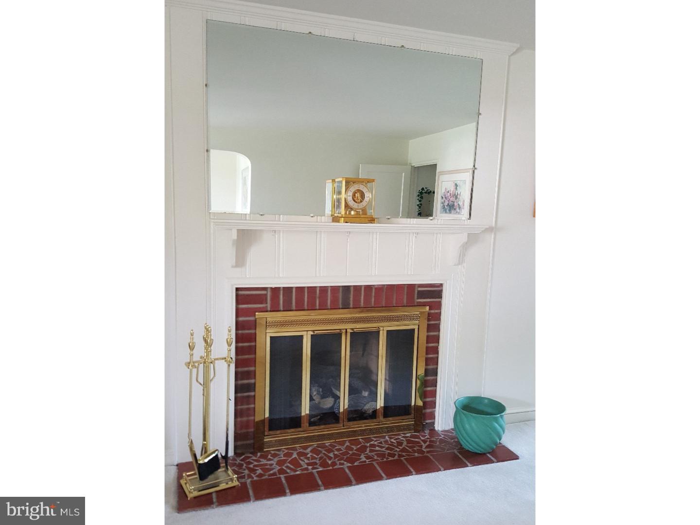 525 Maplewood Road Springfield, PA 19064 - Photo 9 of 16 Fireplace