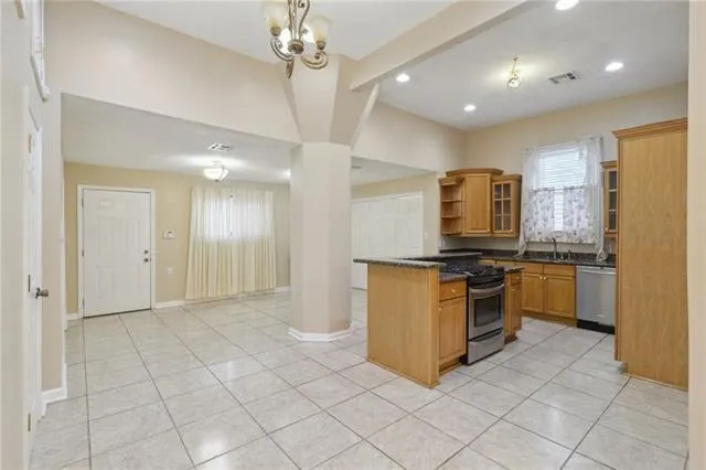 $2,200 | 2709 Milan Street, New Orleans, LA 70115