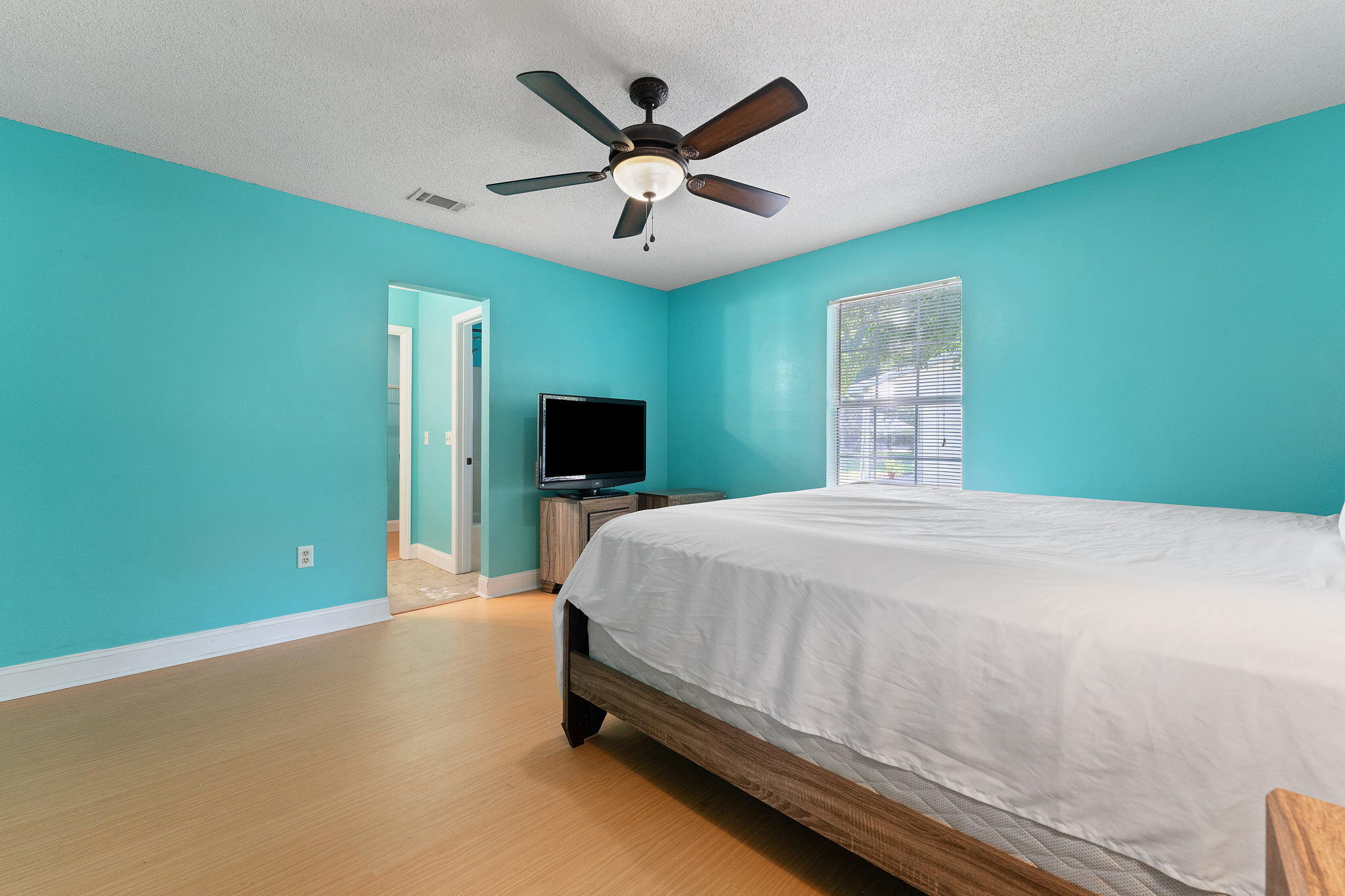 8533 Misty Ridge Lane Navarre, FL 32566 - Photo 23 of 31 22-web-or-mls-8533-misty-ridge-ln