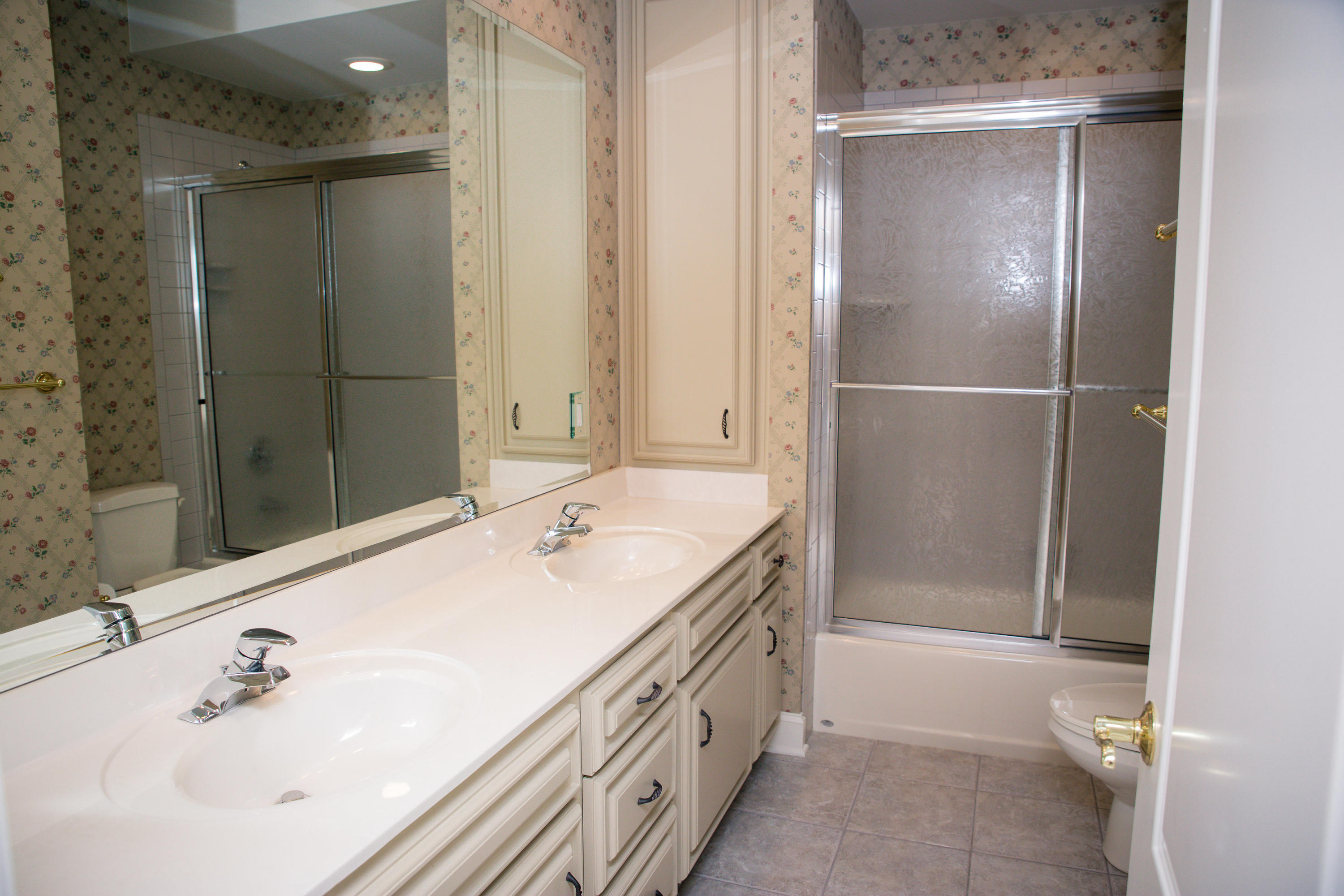 145 Inverrary Road Pinehurst, NC 28374 - Photo 26 of 46 Lower Guest Bath