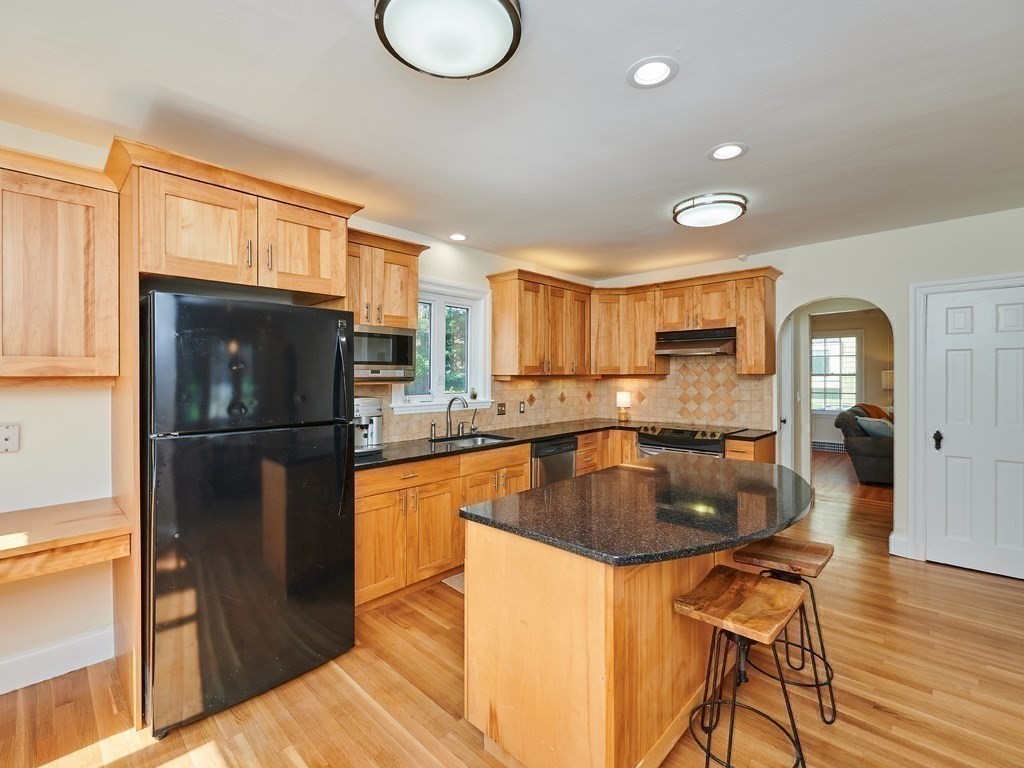 249 Beverly Road Brookline, MA 02467 - Photo 5 of 42 Gallery Image 5