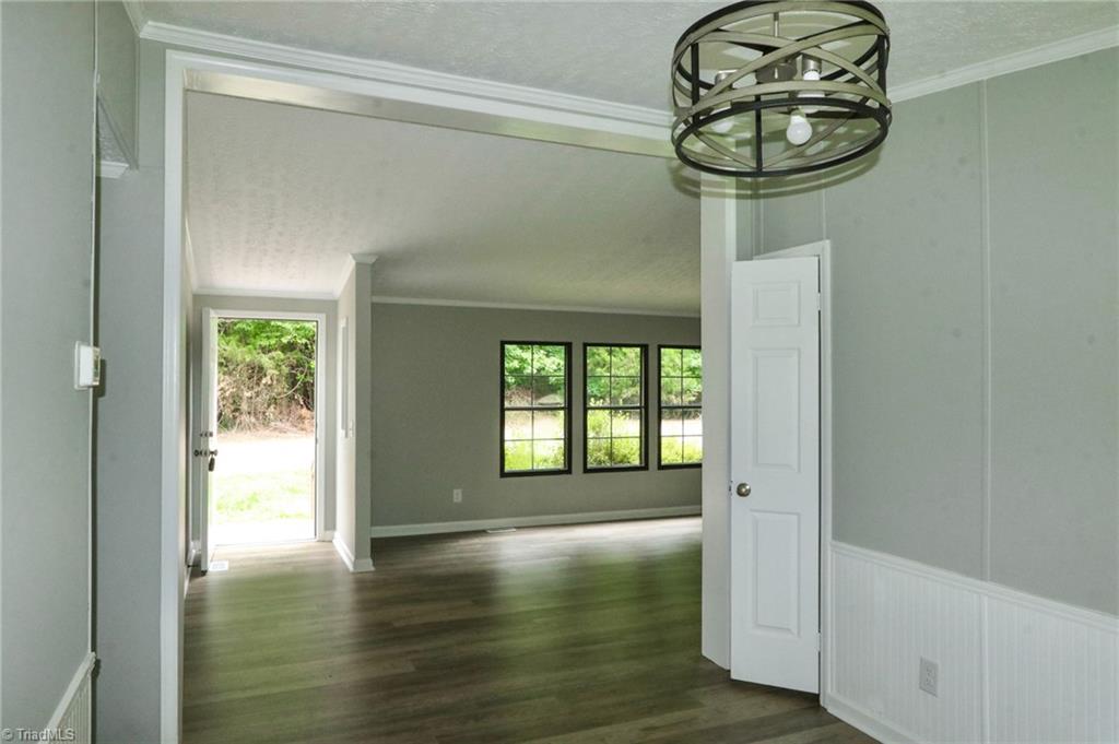 5747 Tomahawk Road Winston-Salem, NC 27106 - Photo 4 of 32 Gallery Image 4