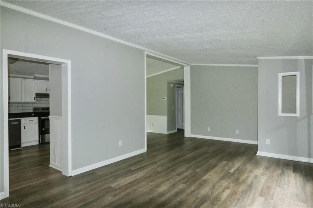 5747 Tomahawk Road Winston-Salem, NC 27106 - Photo 7 of 32 Gallery Image 7