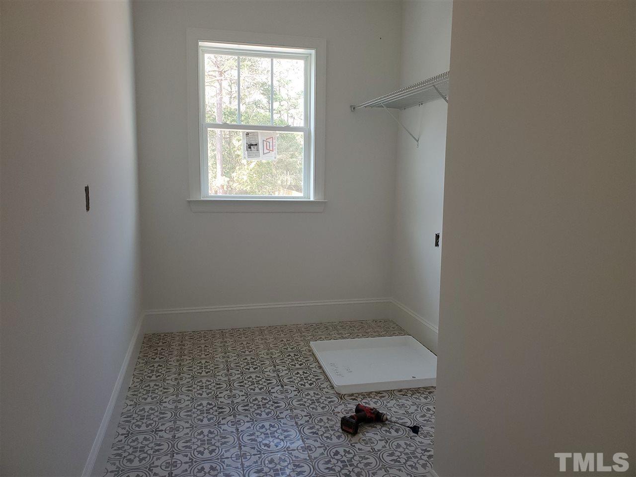 704.5 Powell Drive Raleigh, NC 27606 - Photo 4 of 9 Gallery Image 4
