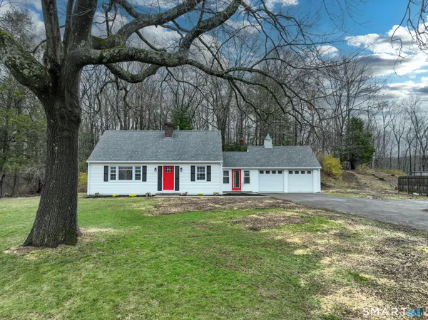 $684,900 | 70 Cedar Drive, Durham, CT 06422