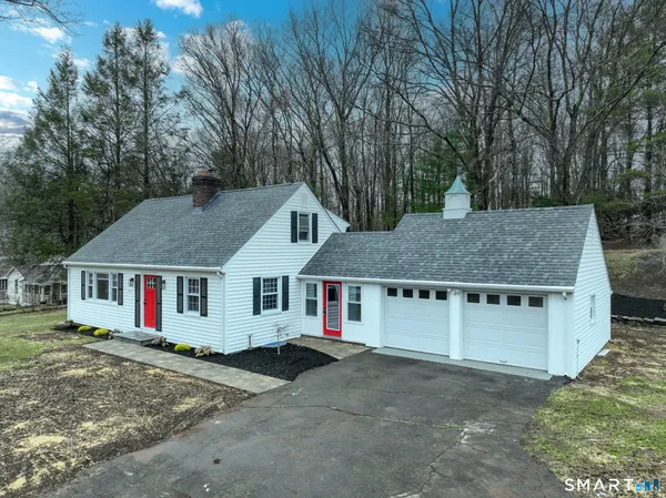$684,900 | 70 Cedar Drive, Durham, CT 06422