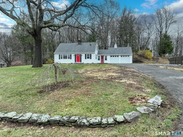 $684,900 | 70 Cedar Drive, Durham, CT 06422