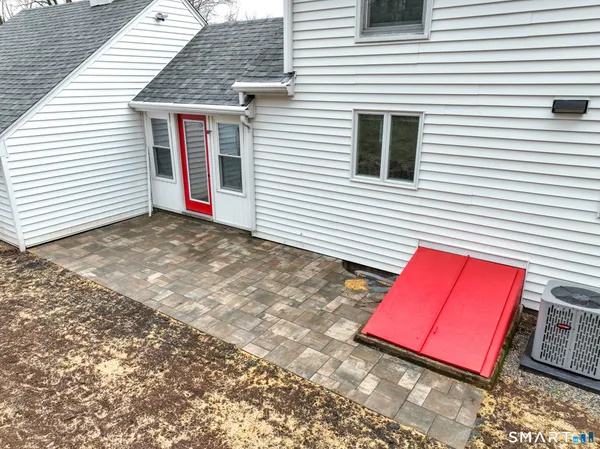 $684,900 | 70 Cedar Drive, Durham, CT 06422