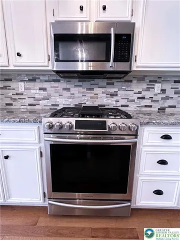 $407,900 | 12 Cobblestone Drive, Easton, PA 18045