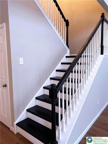 $407,900 | 12 Cobblestone Drive, Easton, PA 18045