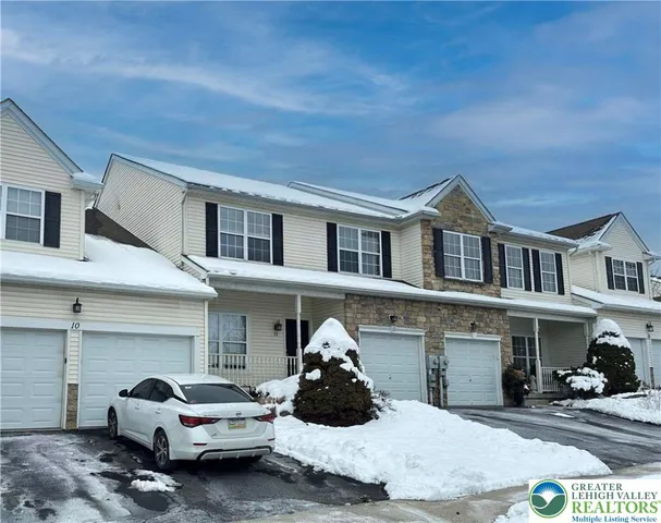 $407,900 | 12 Cobblestone Drive, Easton, PA 18045