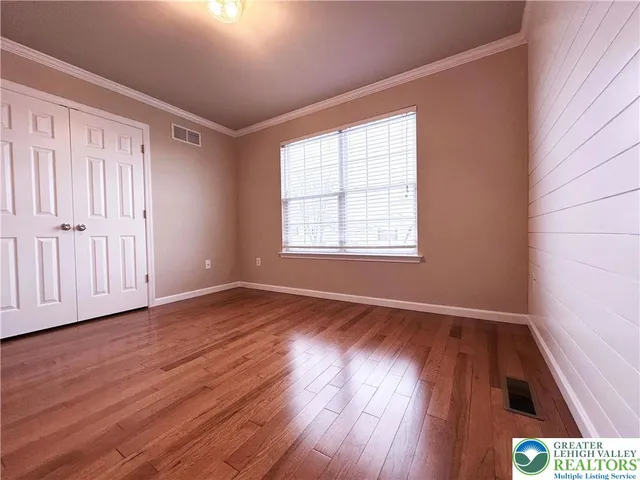 $407,900 | 12 Cobblestone Drive, Easton, PA 18045