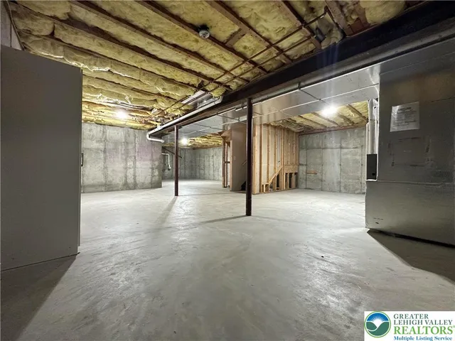 $407,900 | 12 Cobblestone Drive, Easton, PA 18045