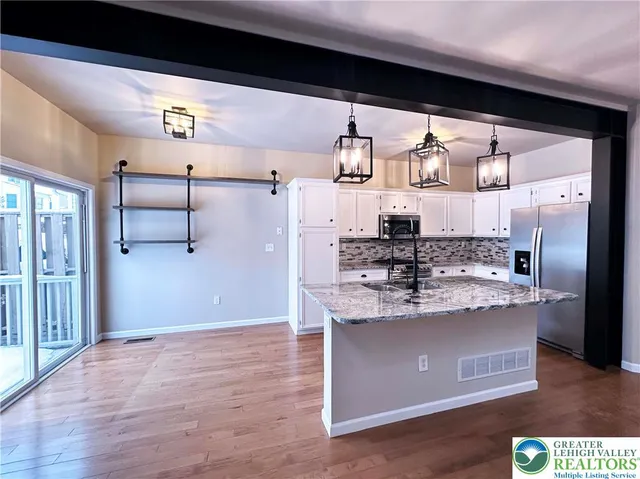 $407,900 | 12 Cobblestone Drive, Easton, PA 18045