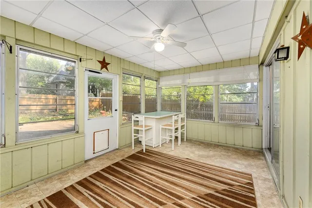 $410,000 | 12022 West 100th Street, Lenexa, KS 66215