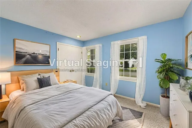 $410,000 | 12022 West 100th Street, Lenexa, KS 66215