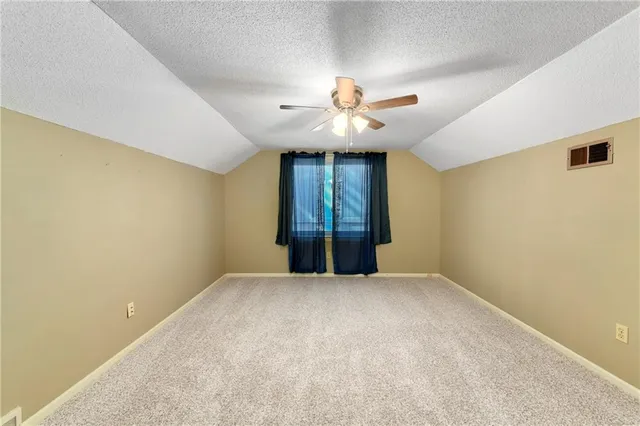 $410,000 | 12022 West 100th Street, Lenexa, KS 66215