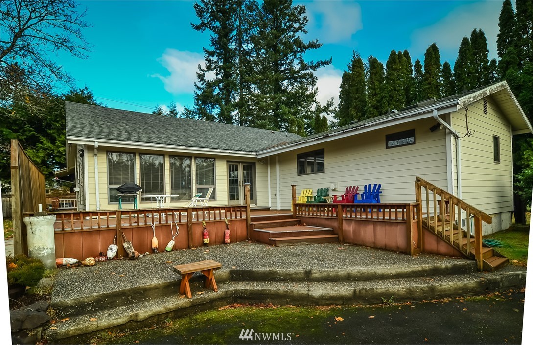 7509 Holmes Island Road Southeast Lacey, WA 98503 - Photo 1 of 20 Gallery Image 1