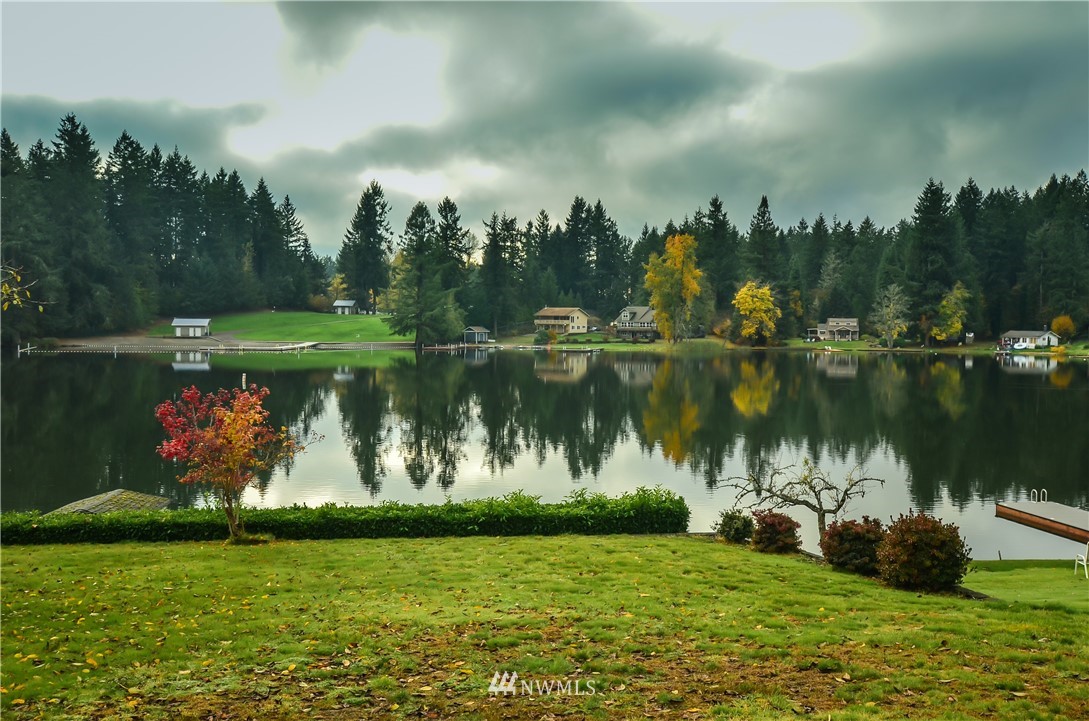 7509 Holmes Island Road Southeast Lacey, WA 98503 - Photo 2 of 20 Gallery Image 2