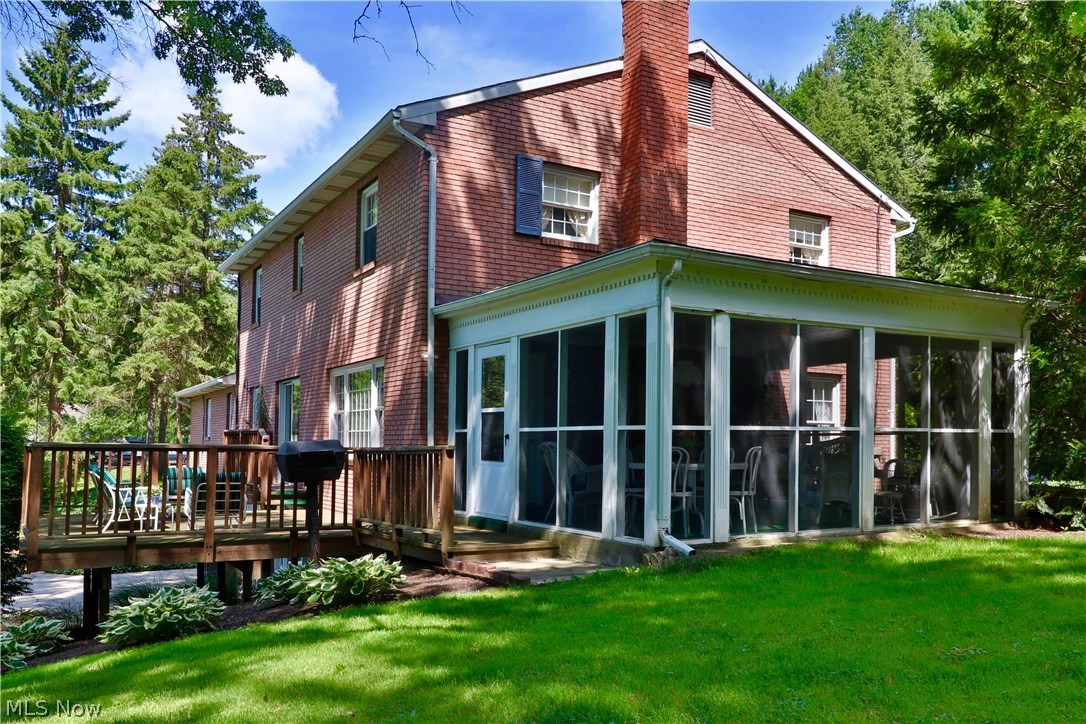3246 Sourek Road Akron, OH 44333 - Photo 3 of 34 Gallery Image 3
