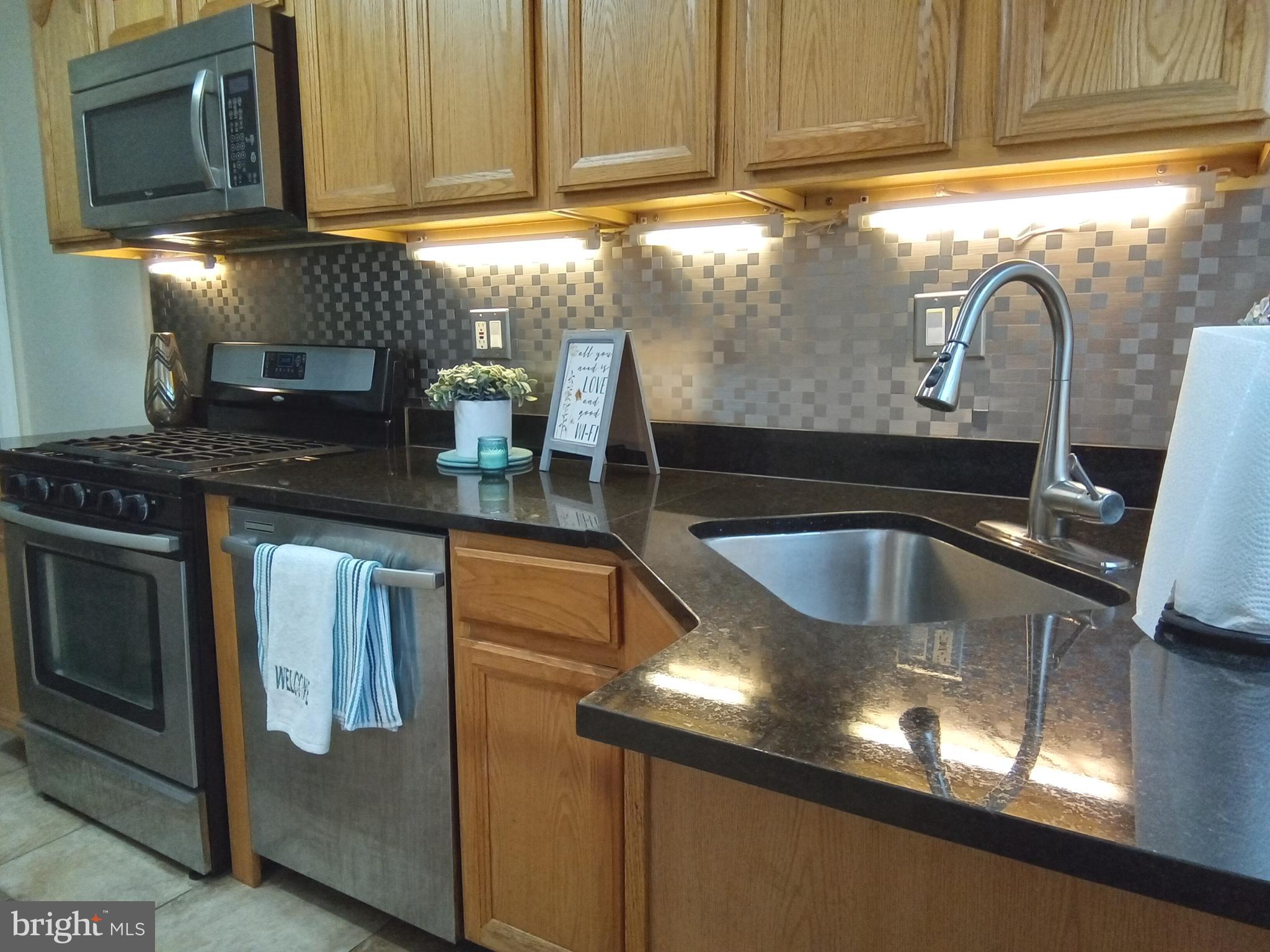 130 Denison Street Baltimore, MD 21229 - Photo 1 of 31
