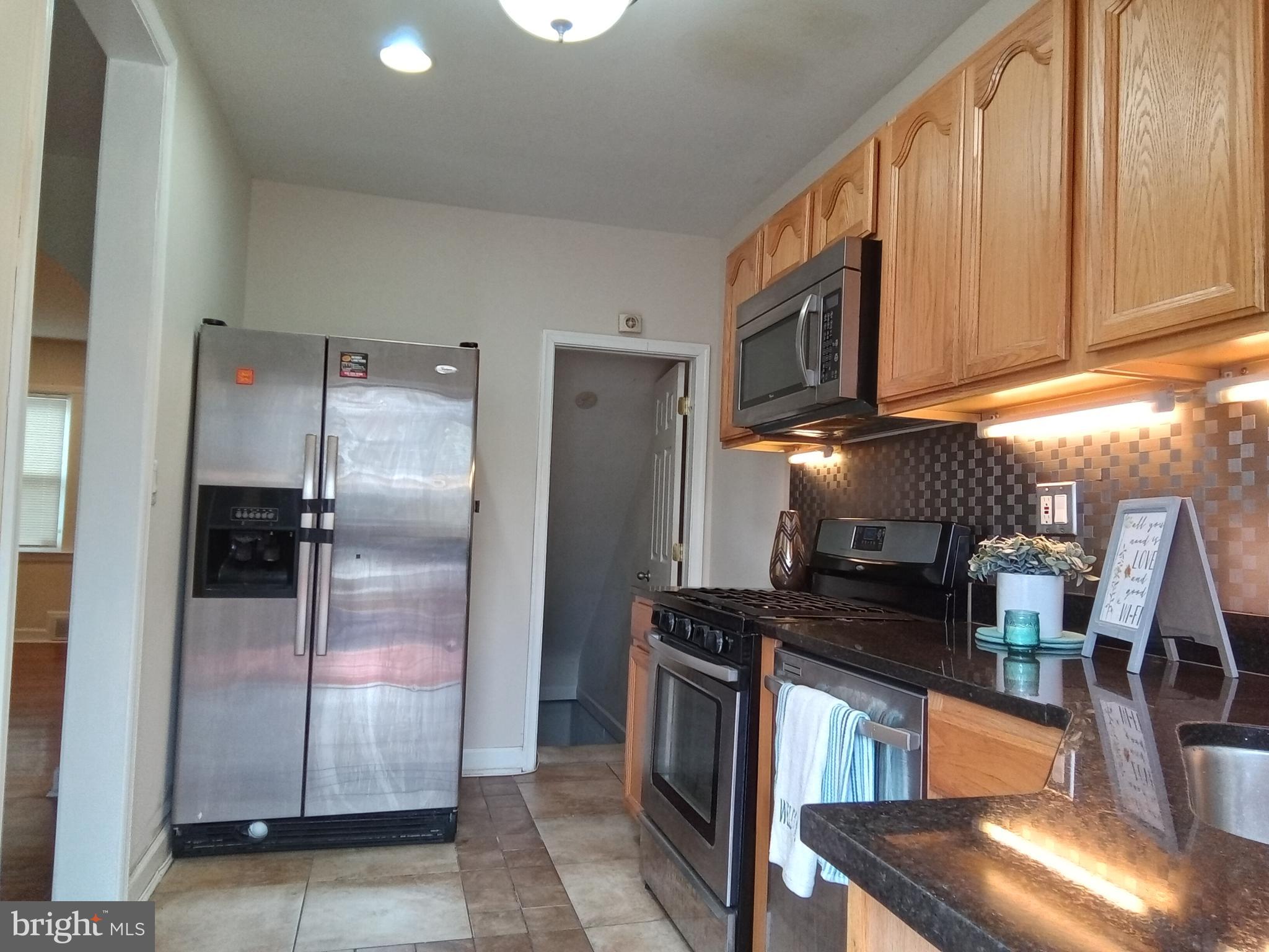 130 Denison Street Baltimore, MD 21229 - Photo 5 of 31