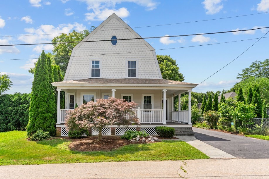 11 Taft Street Coventry, RI 02816 - Photo 3 of 49 Gallery Image 3