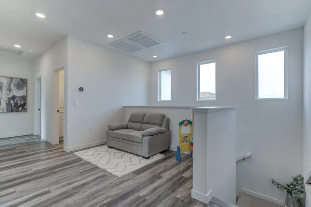 $495,000 | 1945 Salzburg Trail, Redding, CA 96003