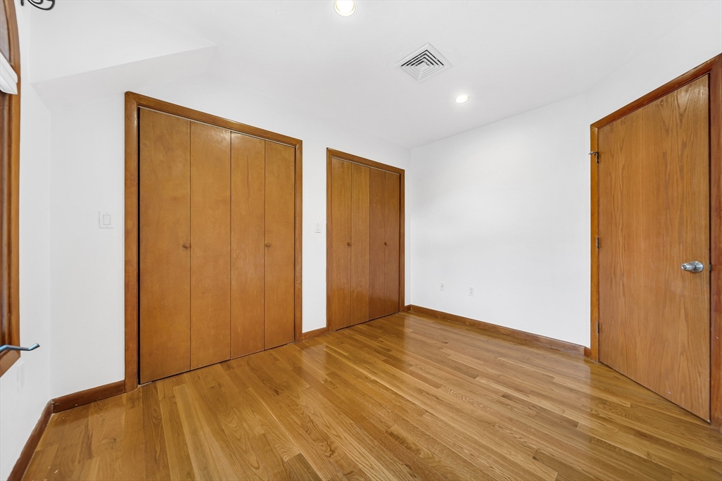 16 Carthay Circle, Unit 16 Newton, MA 02461 - Photo 19 of 35