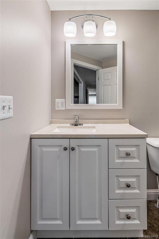 3327 Hessel Avenue Rochester Hills, MI 48307 - Photo 18 of 36