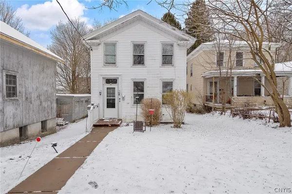 $220,000 | 11 Murray Street, Oswego, NY 13126