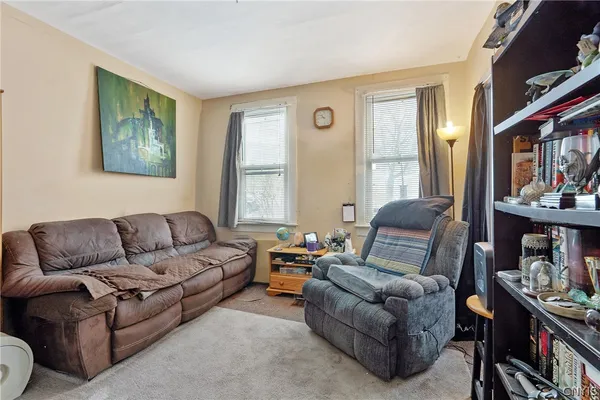 $220,000 | 11 Murray Street, Oswego, NY 13126