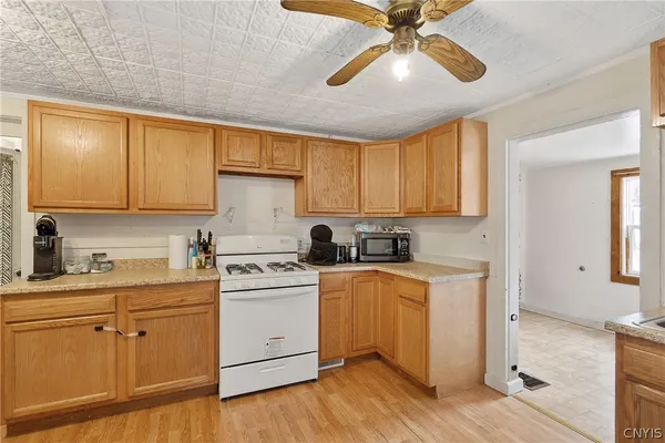 $220,000 | 11 Murray Street, Oswego, NY 13126