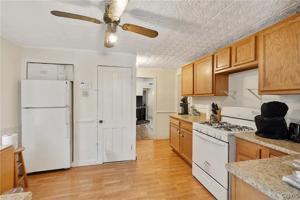 $220,000 | 11 Murray Street, Oswego, NY 13126