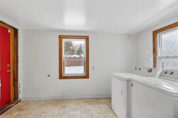$220,000 | 11 Murray Street, Oswego, NY 13126