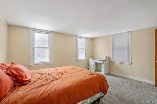 $220,000 | 11 Murray Street, Oswego, NY 13126