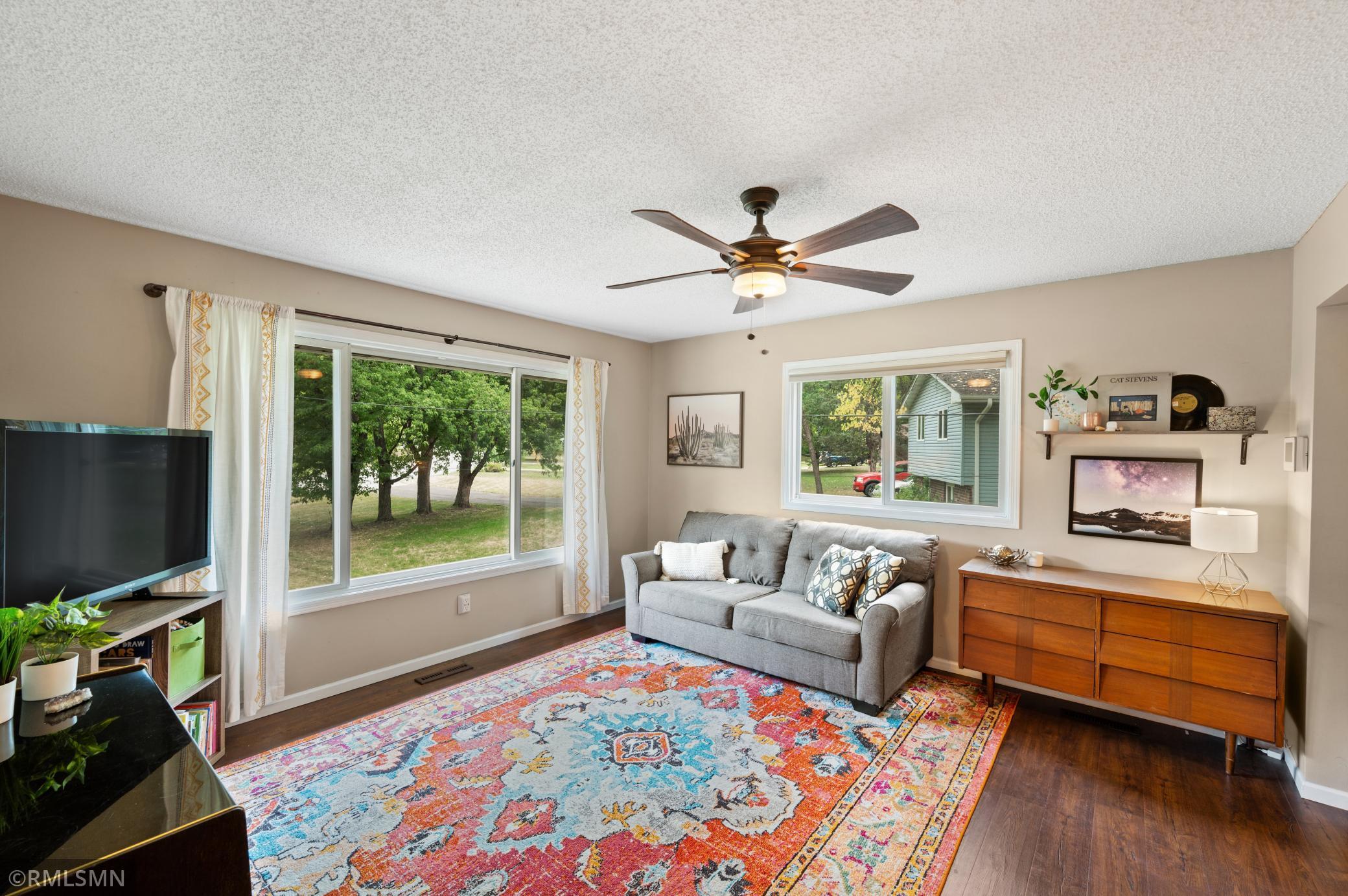 583 Burlington Road St. Paul, MN 55119 - Photo 8 of 25 Gallery Image 8