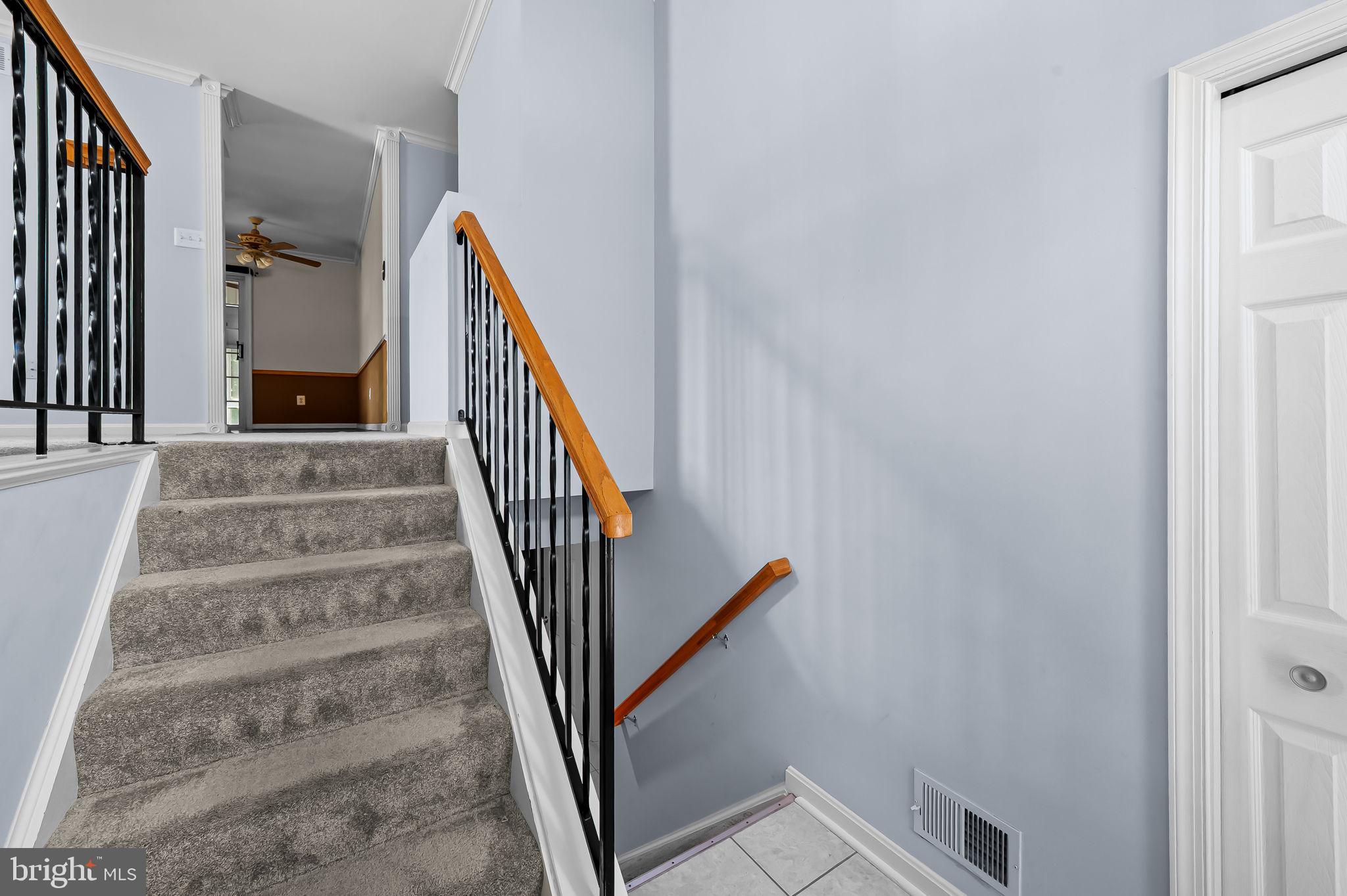 6242 Patuxent Quarter Road Hanover, MD 21076 - Photo 4 of 39
