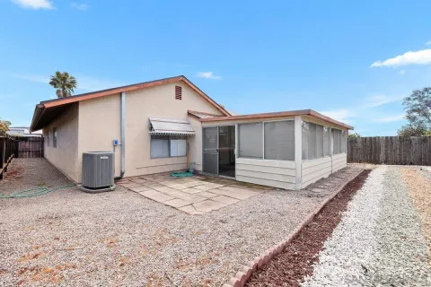 $875,000 | 13124 Avenida Grande, San Diego, CA 92129