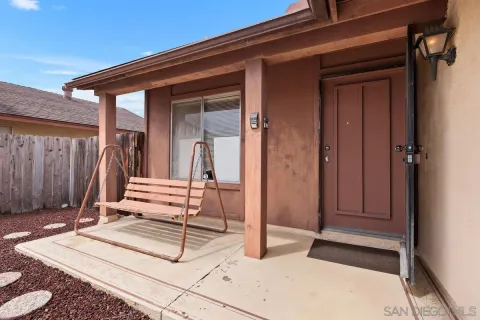$875,000 | 13124 Avenida Grande, San Diego, CA 92129