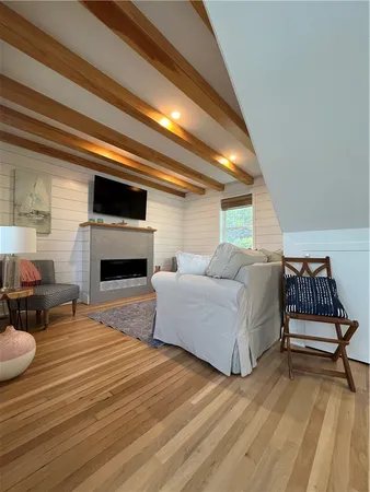 $2,750 | 21 Connection Street, Newport, RI 02840
