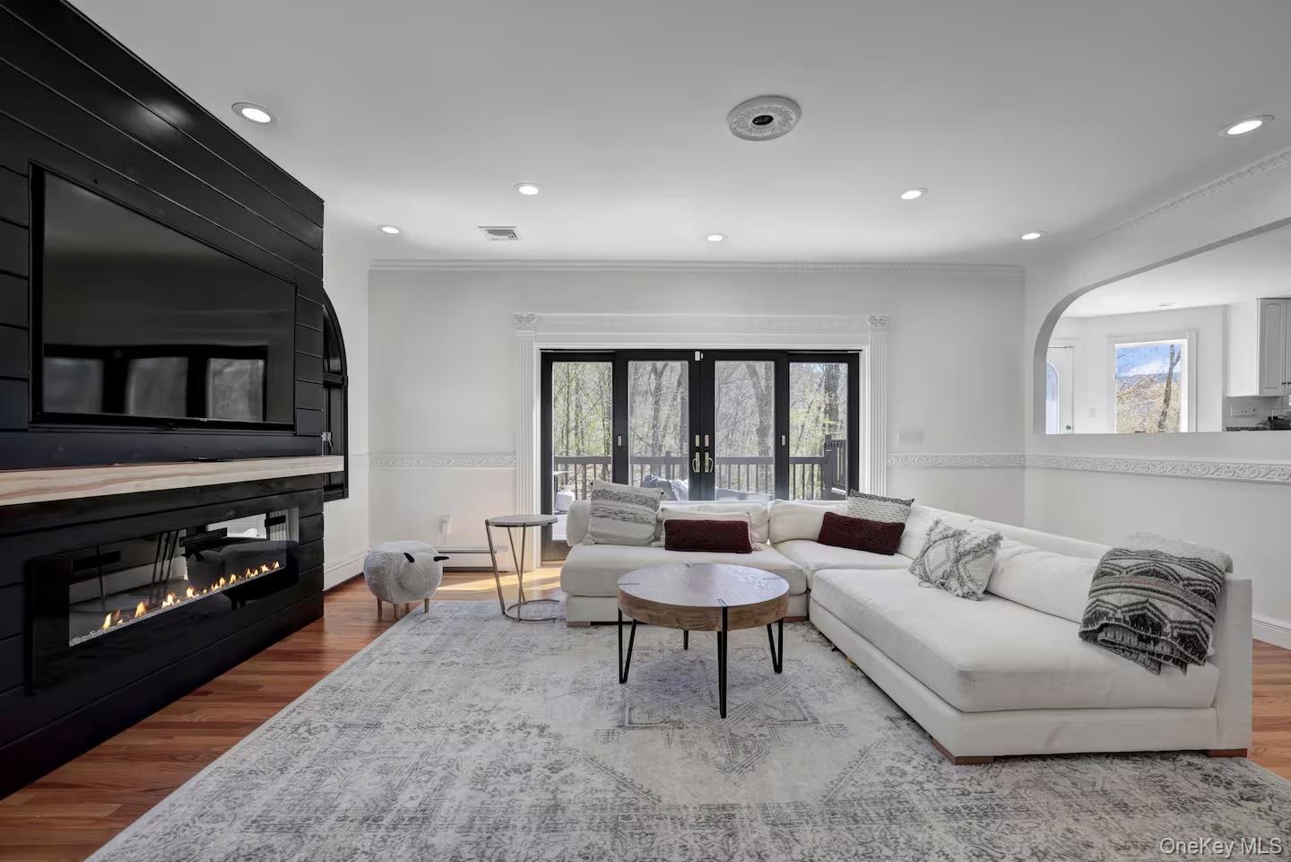 12 Hawk Mountain Road Sparrowbush, NY 12780 - Photo 7 of 23