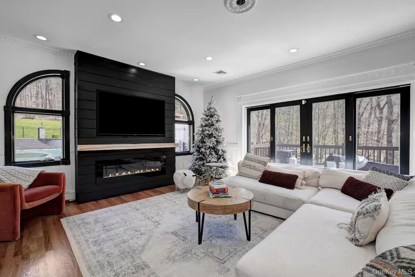 12 Hawk Mountain Road Sparrowbush, NY 12780 - Photo 8 of 23